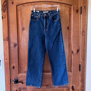 Levi’s Ribcage Straight jeans